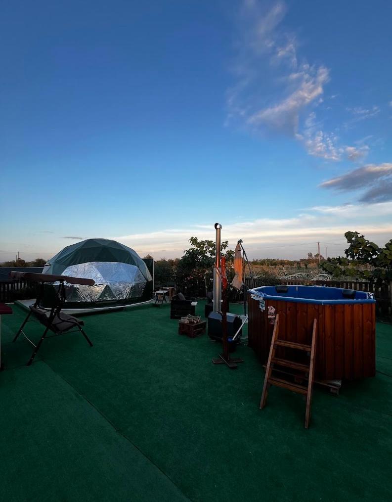 Decimomannu Podere Kiri Dome Experience מראה חיצוני תמונה
